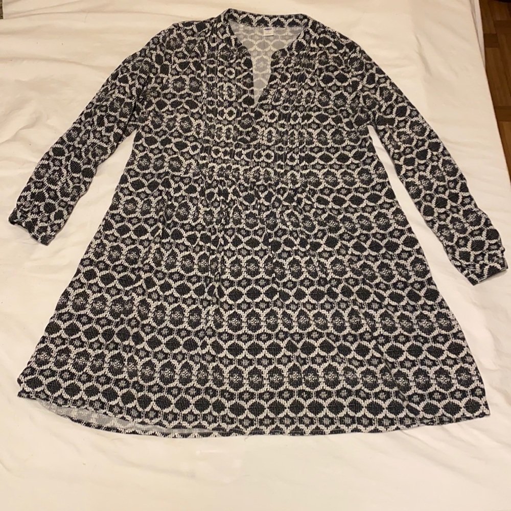 Old Navy fall black and white dress